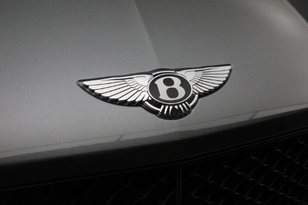 Used 2023 Bentley Bentayga Azure Hybrid for sale $159,900 at Miller Motorcars Aston Martin in Greenwich CT 06830 17