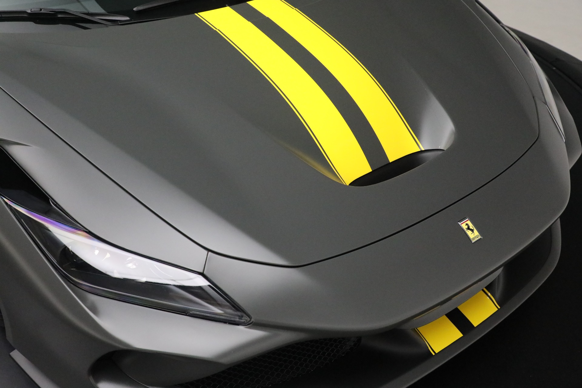 ア*カ様 Ferrari F8 TRIBUTO オーナーズノベルティ XF MODEL 1/64 Scale Ferrari F8 Tributo Black Diecast Car Model Toy