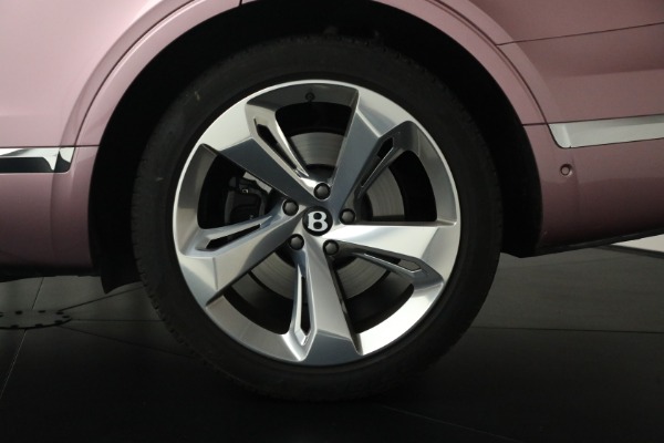 Used 2019 Bentley Bentayga V8 for sale Sold at Aston Martin of Greenwich in Greenwich CT 06830 18