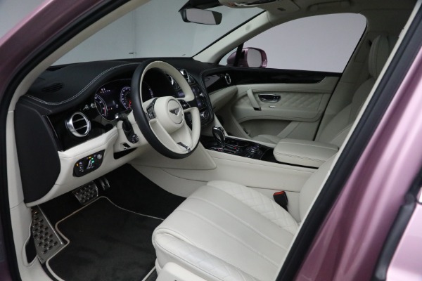 Used 2019 Bentley Bentayga V8 for sale Sold at Aston Martin of Greenwich in Greenwich CT 06830 20