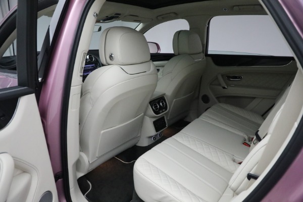Used 2019 Bentley Bentayga V8 for sale Sold at Aston Martin of Greenwich in Greenwich CT 06830 23