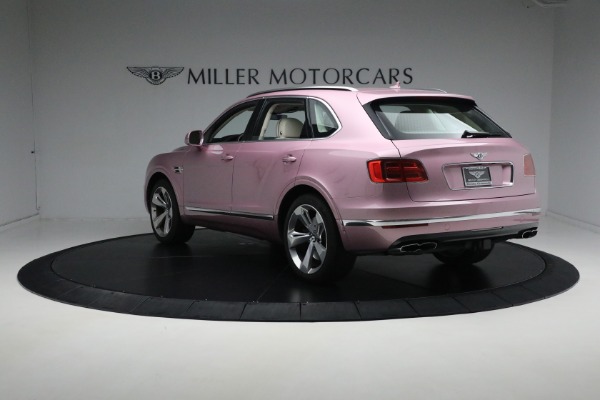 Used 2019 Bentley Bentayga V8 for sale Sold at Aston Martin of Greenwich in Greenwich CT 06830 5