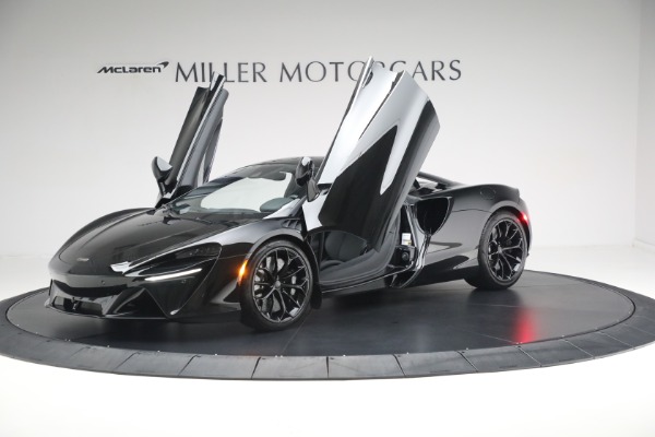 Used 2025 McLaren Artura TechLux for sale $227,900 at Miller Motorcars Aston Martin in Greenwich CT 06830 14