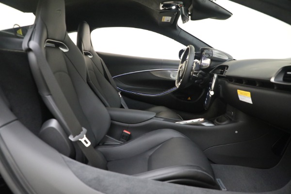 Used 2025 McLaren Artura TechLux for sale $227,900 at Miller Motorcars Aston Martin in Greenwich CT 06830 22