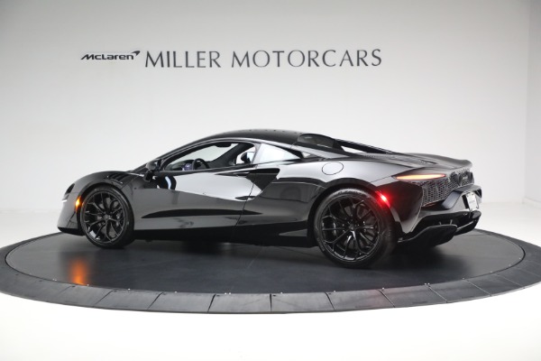Used 2025 McLaren Artura TechLux for sale $227,900 at Miller Motorcars Aston Martin in Greenwich CT 06830 4