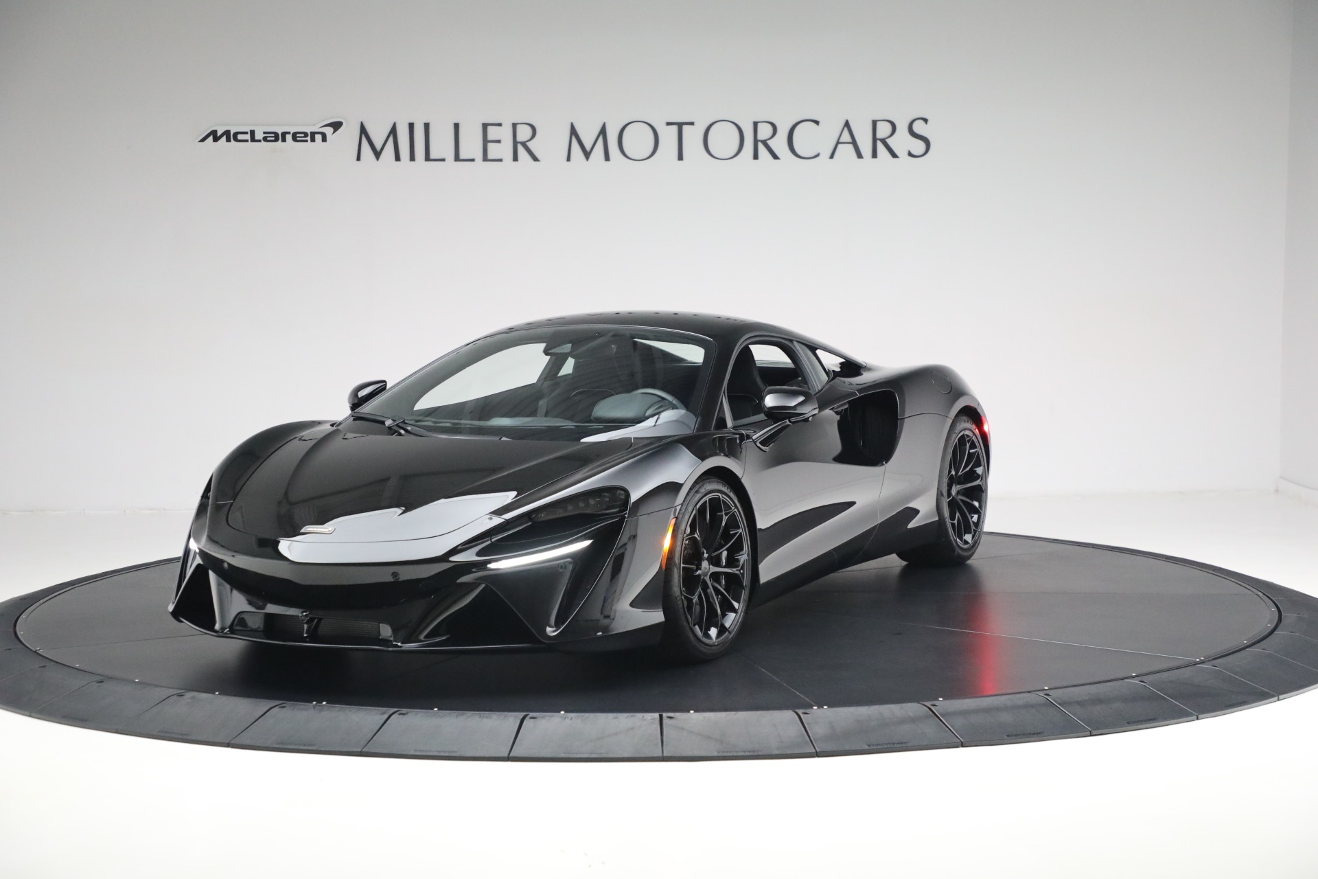 Used 2025 McLaren Artura TechLux for sale $227,900 at Miller Motorcars Aston Martin in Greenwich CT 06830 1