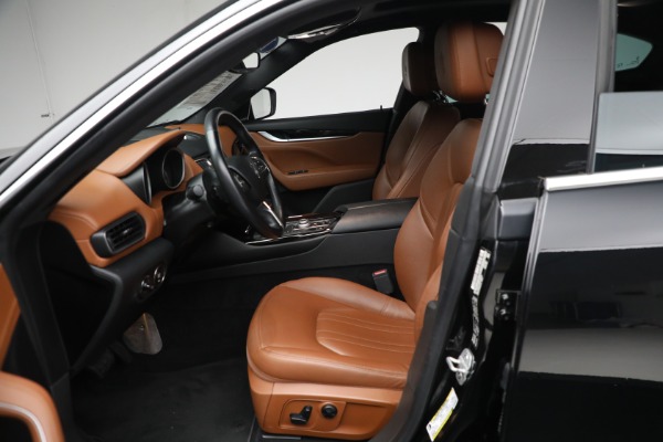 Used 2019 Maserati Levante for sale Sold at Aston Martin of Greenwich in Greenwich CT 06830 28