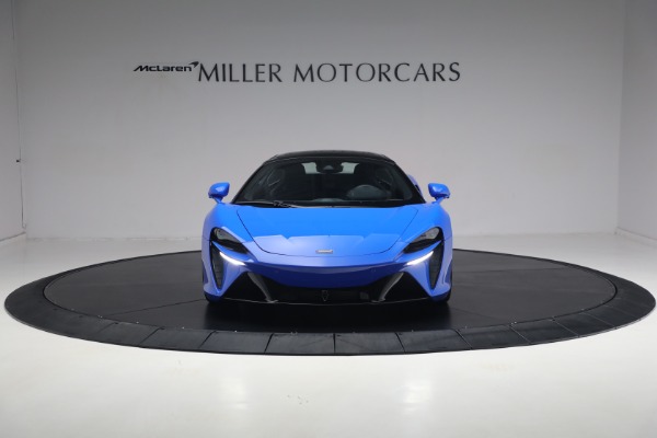 New 2025 McLaren Artura Spider Performance for sale $329,718 at Miller Motorcars Aston Martin in Greenwich CT 06830 13