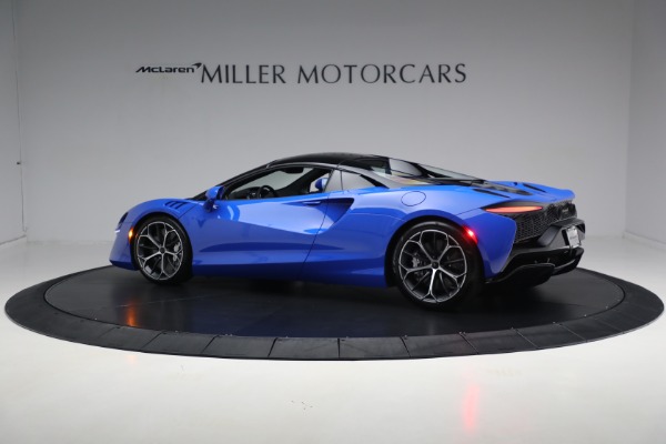 New 2025 McLaren Artura Spider Performance for sale $329,718 at Miller Motorcars Aston Martin in Greenwich CT 06830 17