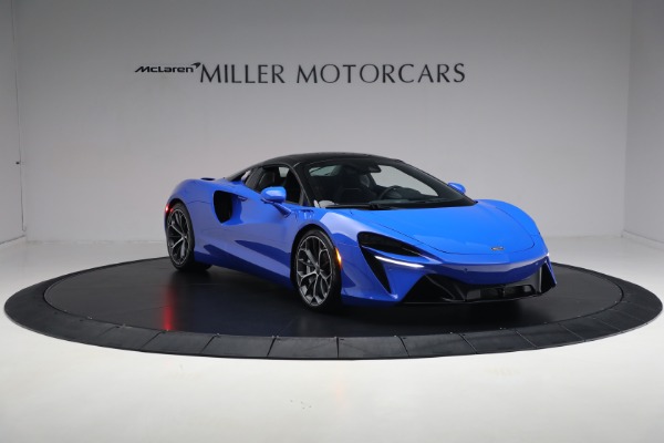 New 2025 McLaren Artura Spider Performance for sale $329,718 at Miller Motorcars Aston Martin in Greenwich CT 06830 24