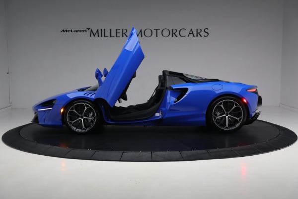 New 2025 McLaren Artura Spider Performance for sale $329,718 at Miller Motorcars Aston Martin in Greenwich CT 06830 27