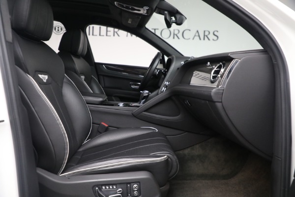 Used 2021 Bentley Bentayga V8 for sale Sold at Aston Martin of Greenwich in Greenwich CT 06830 22