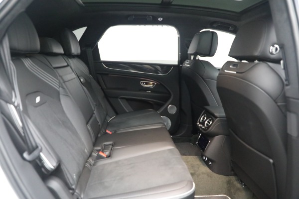 Used 2023 Bentley Bentayga S V8 for sale Sold at Aston Martin of Greenwich in Greenwich CT 06830 25