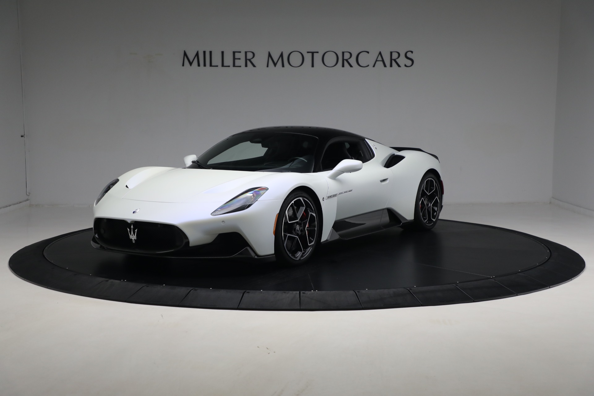 Used 2023 Maserati MC20 for sale Sold at Aston Martin of Greenwich in Greenwich CT 06830 1
