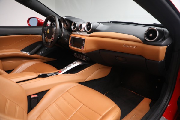 Used 2017 Ferrari California T for sale Sold at Aston Martin of Greenwich in Greenwich CT 06830 23