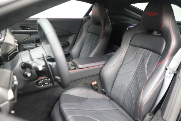 New 2025 Aston Martin Vantage for sale $235,300 at Aston Martin of Greenwich in Greenwich CT 06830 15