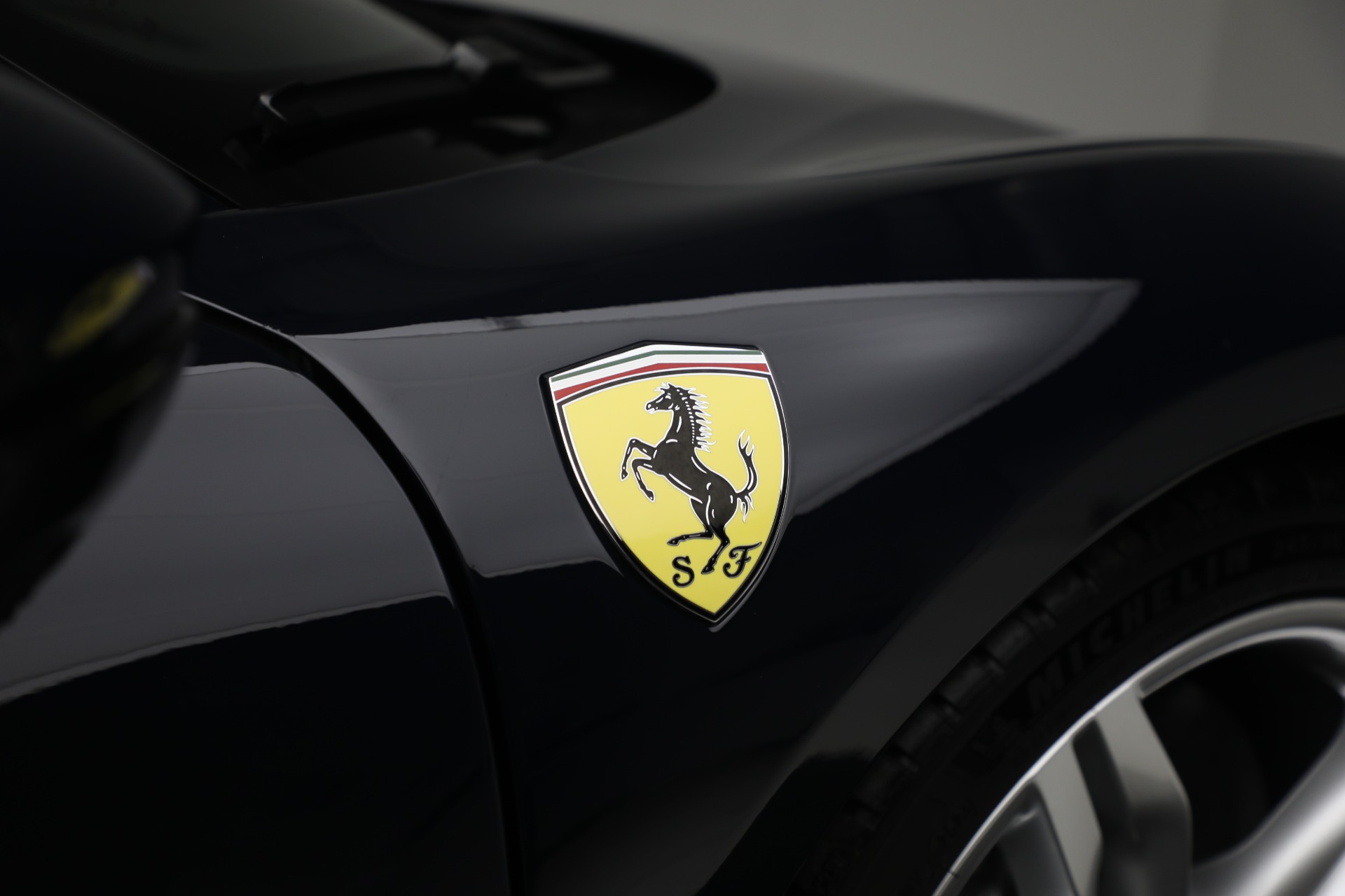Millionページ 2023 Ferrari 296 GTS Drops the 818-Hp Hybrid Supercar's Top