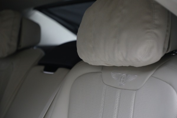 Used 2023 Bentley Flying Spur V8 for sale Sold at Aston Martin of Greenwich in Greenwich CT 06830 26