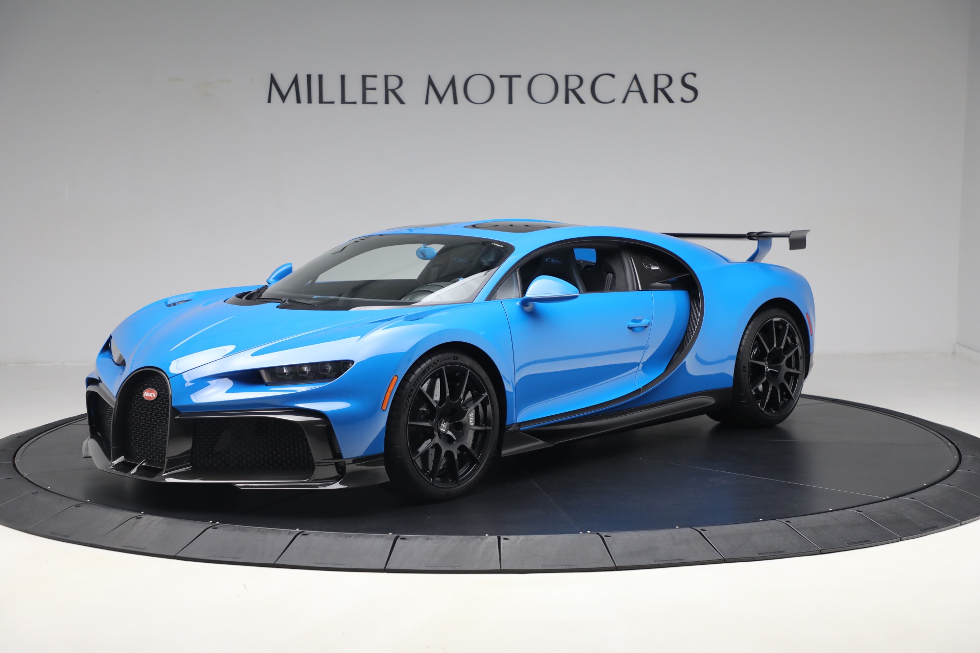 Used 2021 Bugatti Chiron Pur Sport for sale Call for price at Miller Motorcars Aston Martin in Greenwich CT 06830 1