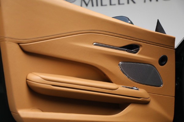 New 2025 Aston Martin Vantage for sale Sold at Miller Motorcars Aston Martin in Greenwich CT 06830 25