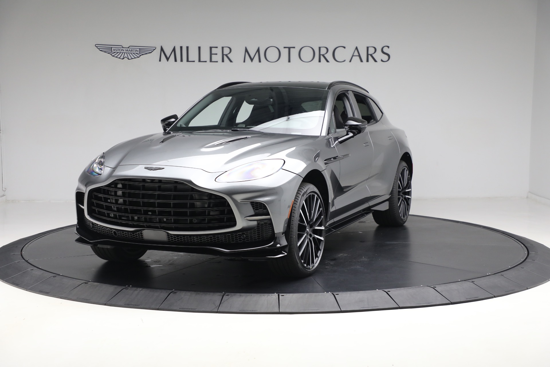 New 2025 Aston Martin DBX 707 For Sale (Special Pricing) | Miller