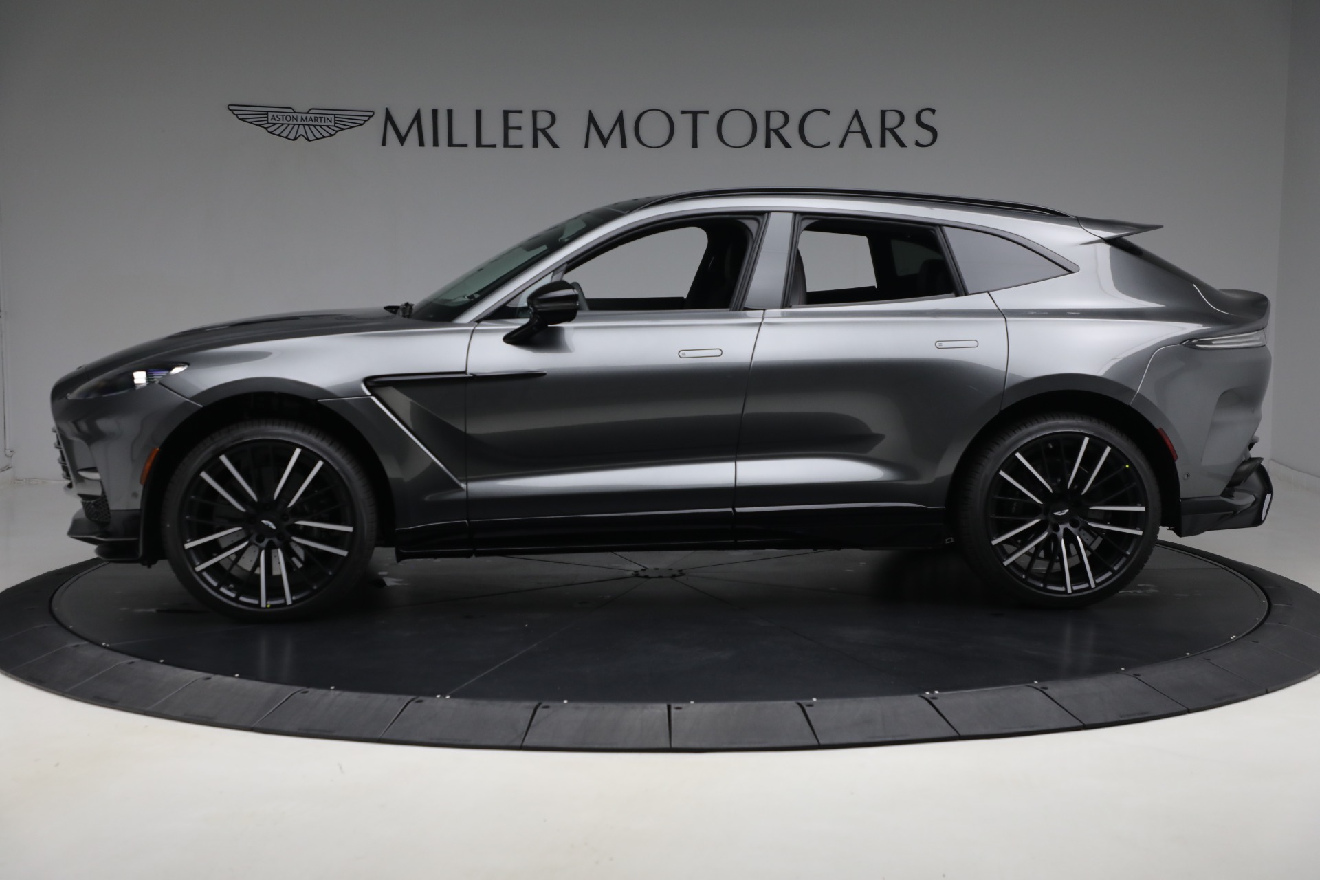 New 2025 Aston Martin DBX 707 For Sale (Special Pricing) | Miller
