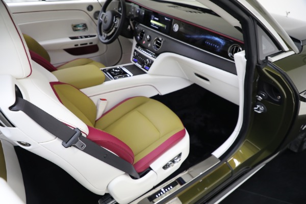 Used 2025 Rolls-Royce Spectre for sale $409,900 at Miller Motorcars Aston Martin in Greenwich CT 06830 18
