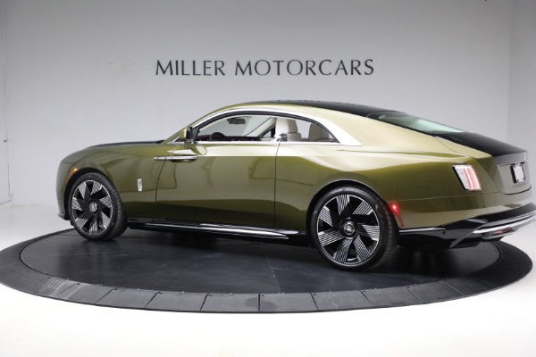 Used 2025 Rolls-Royce Spectre for sale $409,900 at Miller Motorcars Aston Martin in Greenwich CT 06830 6