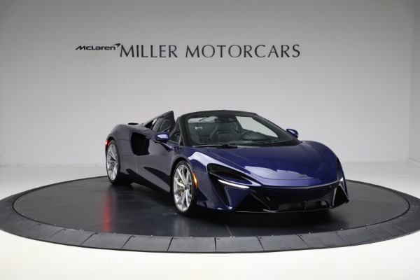 New 2025 McLaren Artura Spider TechLux for sale $327,158 at Miller Motorcars Aston Martin in Greenwich CT 06830 11