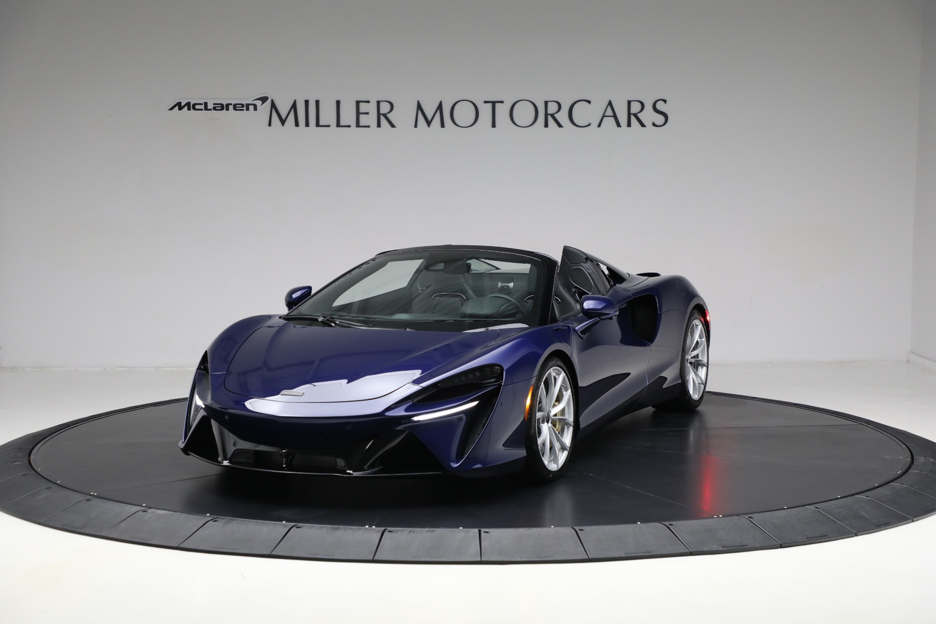New 2025 McLaren Artura Spider TechLux for sale $327,158 at Miller Motorcars Aston Martin in Greenwich CT 06830 1