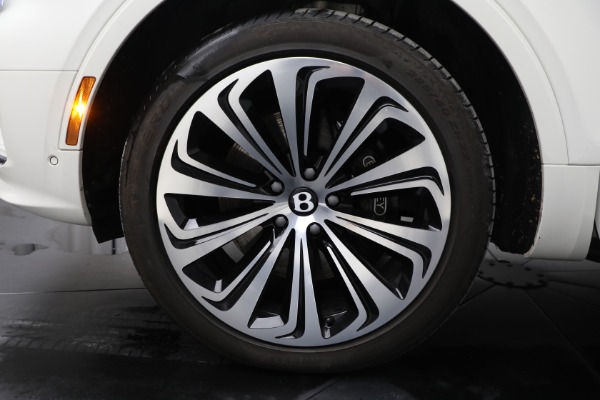 Used 2022 Bentley Bentayga V8 for sale Sold at Aston Martin of Greenwich in Greenwich CT 06830 13
