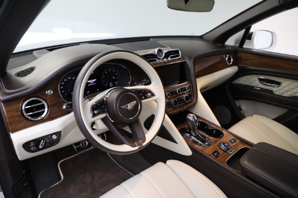 Used 2022 Bentley Bentayga V8 for sale Sold at Aston Martin of Greenwich in Greenwich CT 06830 18