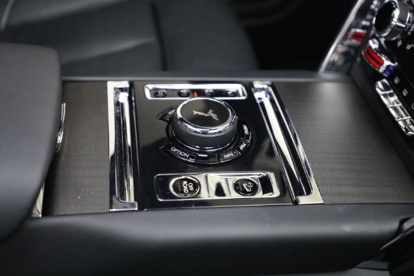 Used 2022 Rolls-Royce Cullinan for sale $269,900 at Aston Martin of Greenwich in Greenwich CT 06830 24