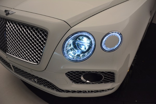 New 2017 Bentley Bentayga for sale Sold at Aston Martin of Greenwich in Greenwich CT 06830 18