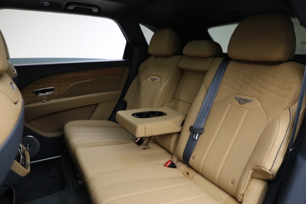 Used 2025 Bentley Bentayga EWB Azure V8 for sale $239,900 at Miller Motorcars Aston Martin in Greenwich CT 06830 23