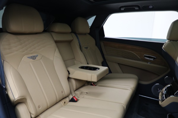 Used 2025 Bentley Bentayga EWB Azure V8 for sale $239,900 at Miller Motorcars Aston Martin in Greenwich CT 06830 28