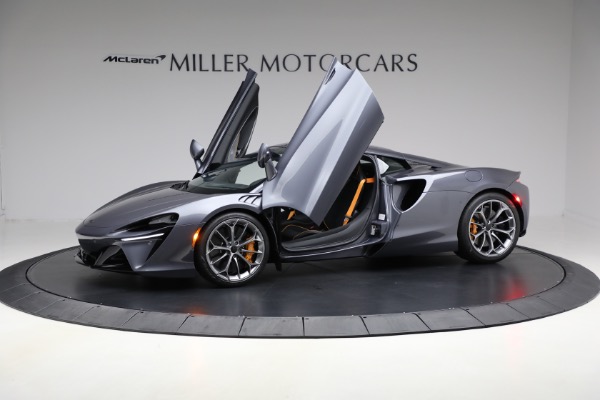 Used 2025 McLaren Artura Vision for sale $292,398 at Miller Motorcars Aston Martin in Greenwich CT 06830 15