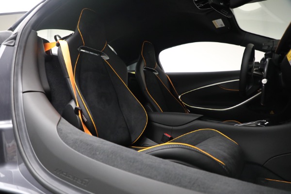 Used 2025 McLaren Artura Vision for sale $292,398 at Miller Motorcars Aston Martin in Greenwich CT 06830 25