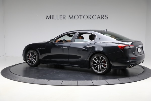 Used 2022 Maserati Ghibli Modena Q4 for sale Sold at Miller Motorcars Aston Martin in Greenwich CT 06830 3