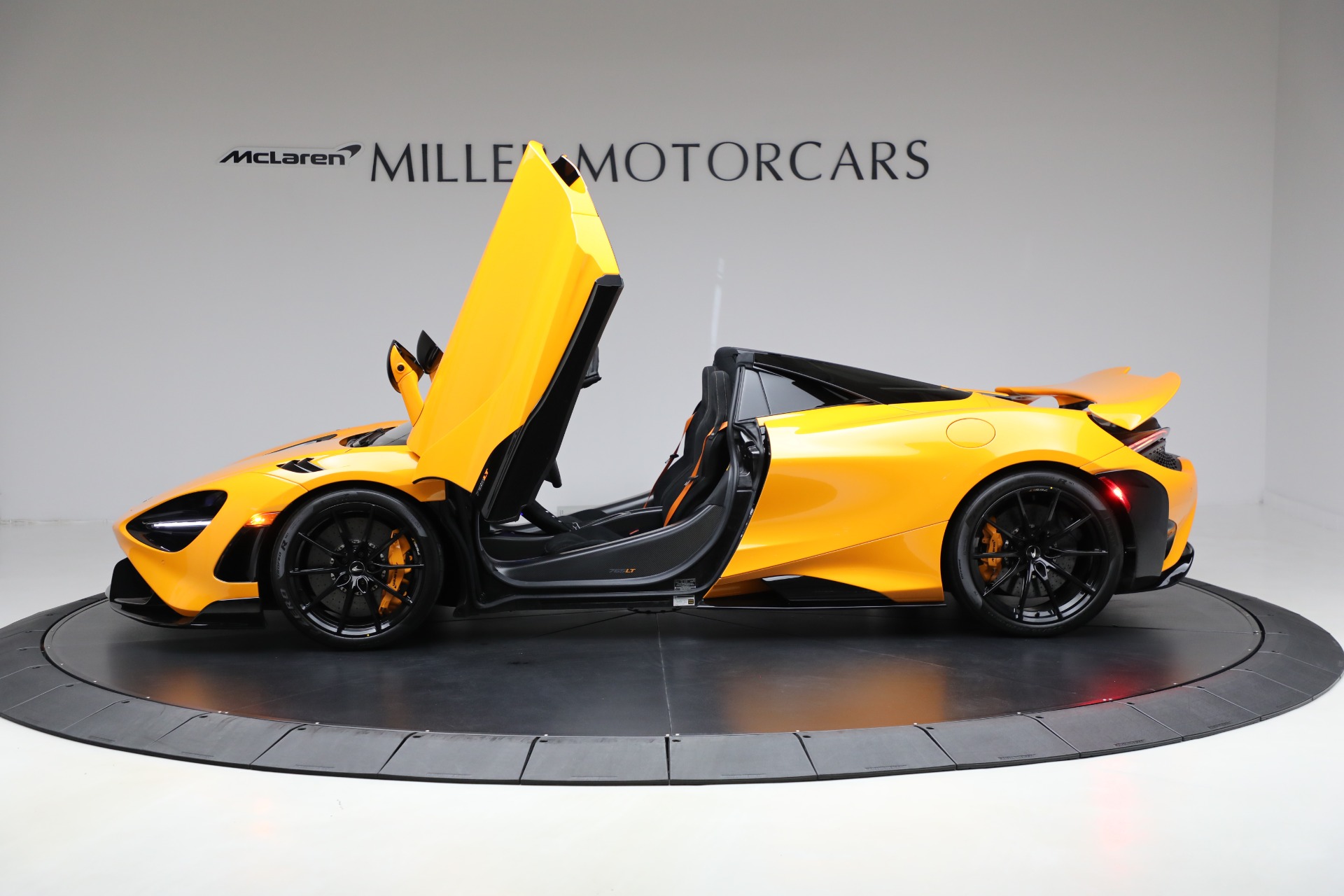 Pre-Owned 2022 McLaren 765LT Spider For Sale (Special Pricing