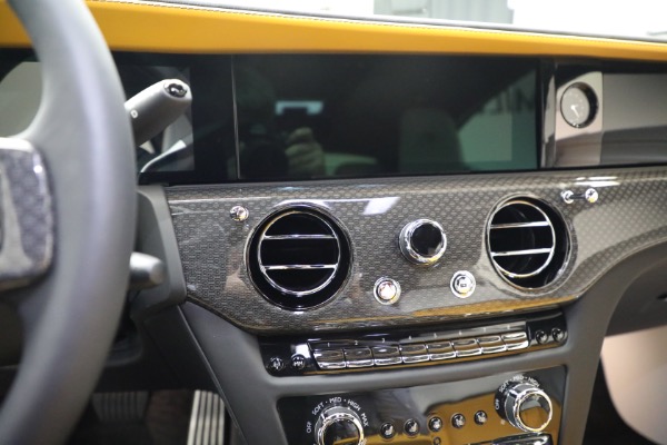 Used 2025 Rolls-Royce Black Badge Spectre for sale $459,900 at Miller Motorcars Aston Martin in Greenwich CT 06830 19