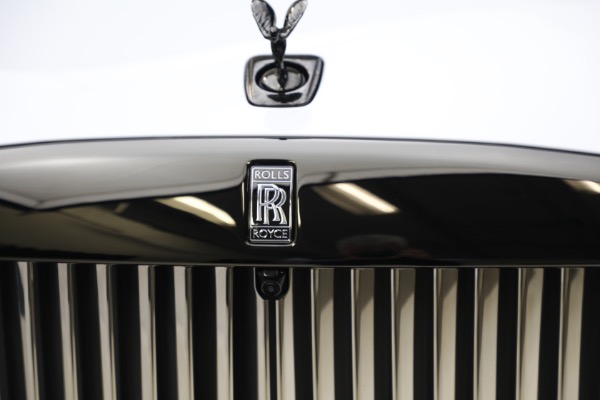 Used 2025 Rolls-Royce Black Badge Spectre for sale $459,900 at Miller Motorcars Aston Martin in Greenwich CT 06830 27