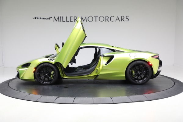 Used 2024 McLaren Artura TechLux for sale $191,900 at Miller Motorcars Aston Martin in Greenwich CT 06830 15
