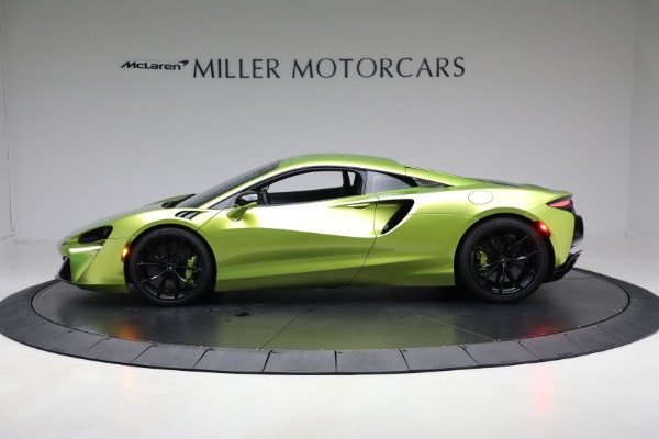 Used 2024 McLaren Artura TechLux for sale $191,900 at Miller Motorcars Aston Martin in Greenwich CT 06830 3