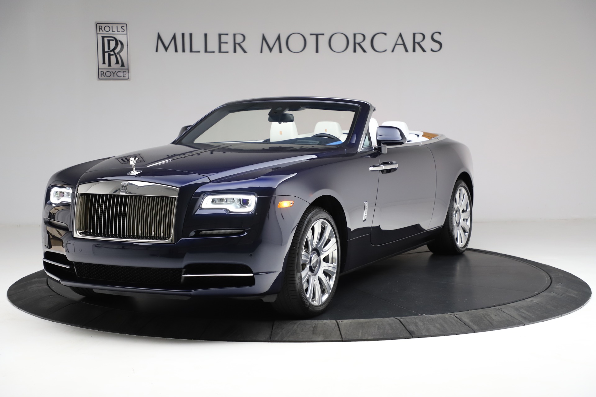 Used 2017 Rolls-Royce Dawn for sale Sold at Aston Martin of Greenwich in Greenwich CT 06830 1