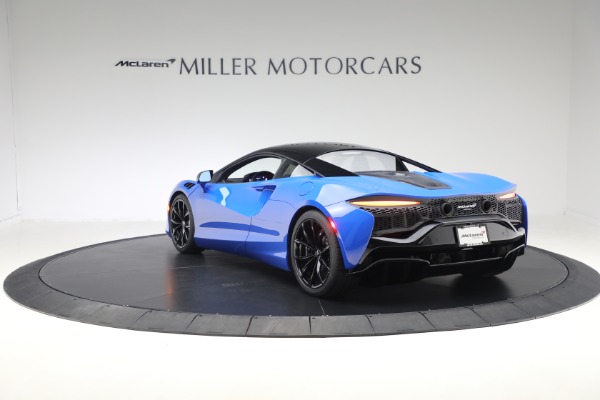 Used 2023 McLaren Artura Performance for sale $164,900 at Miller Motorcars Aston Martin in Greenwich CT 06830 5