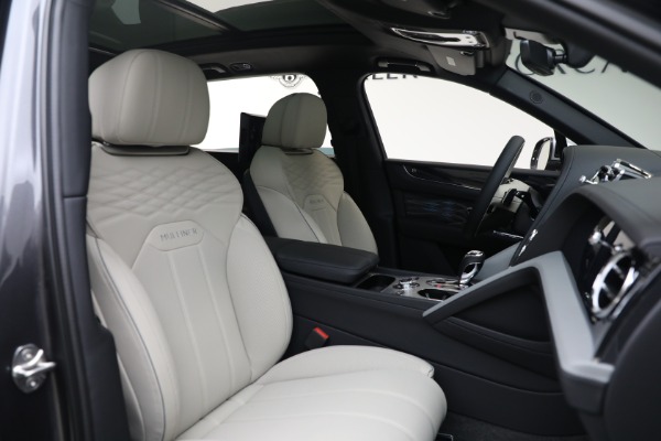 New 2025 Bentley Bentayga EWB Mulliner V8 for sale Sold at Miller Motorcars Aston Martin in Greenwich CT 06830 28