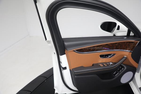 Used 2022 Bentley Flying Spur Hybrid for sale Sold at Miller Motorcars Aston Martin in Greenwich CT 06830 19
