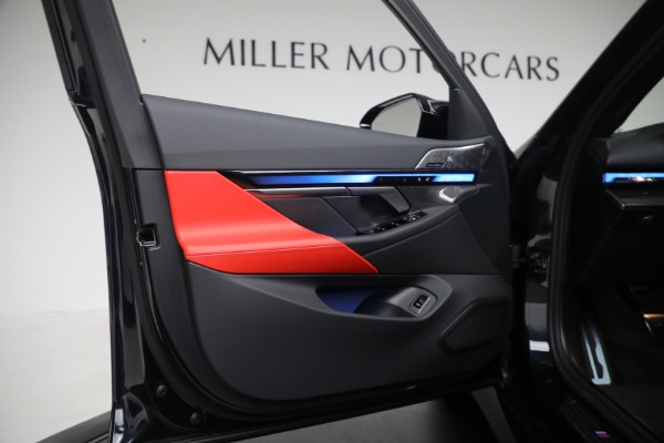 Used 2025 BMW M5 Touring for sale Sold at Miller Motorcars Aston Martin in Greenwich CT 06830 19