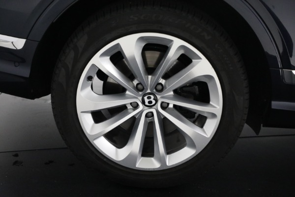 Used 2024 Bentley Bentayga EWB V8 for sale $204,900 at Miller Motorcars Aston Martin in Greenwich CT 06830 14